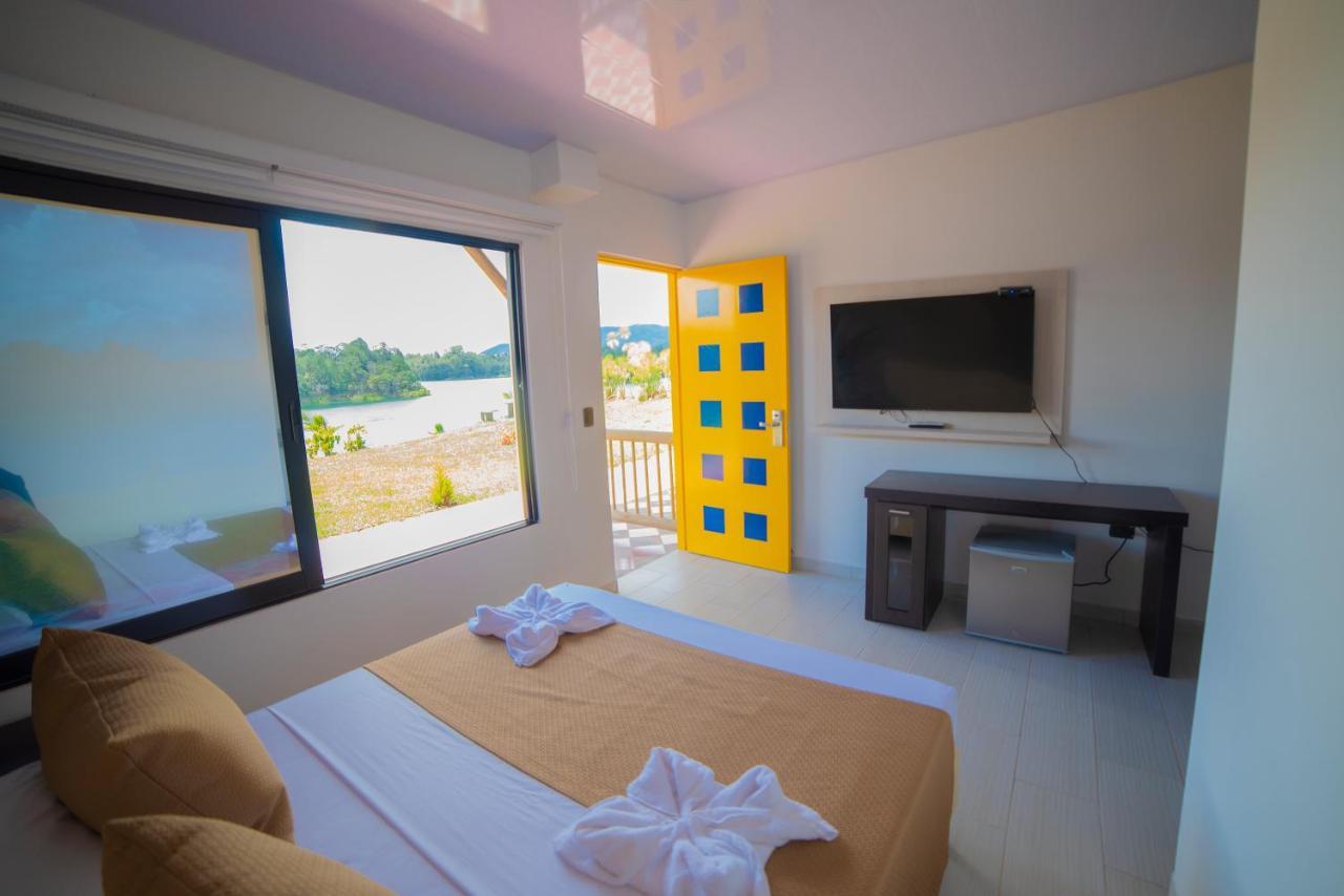 Hotel Aguas Abiertas กัวตาเป ภายนอก รูปภาพ