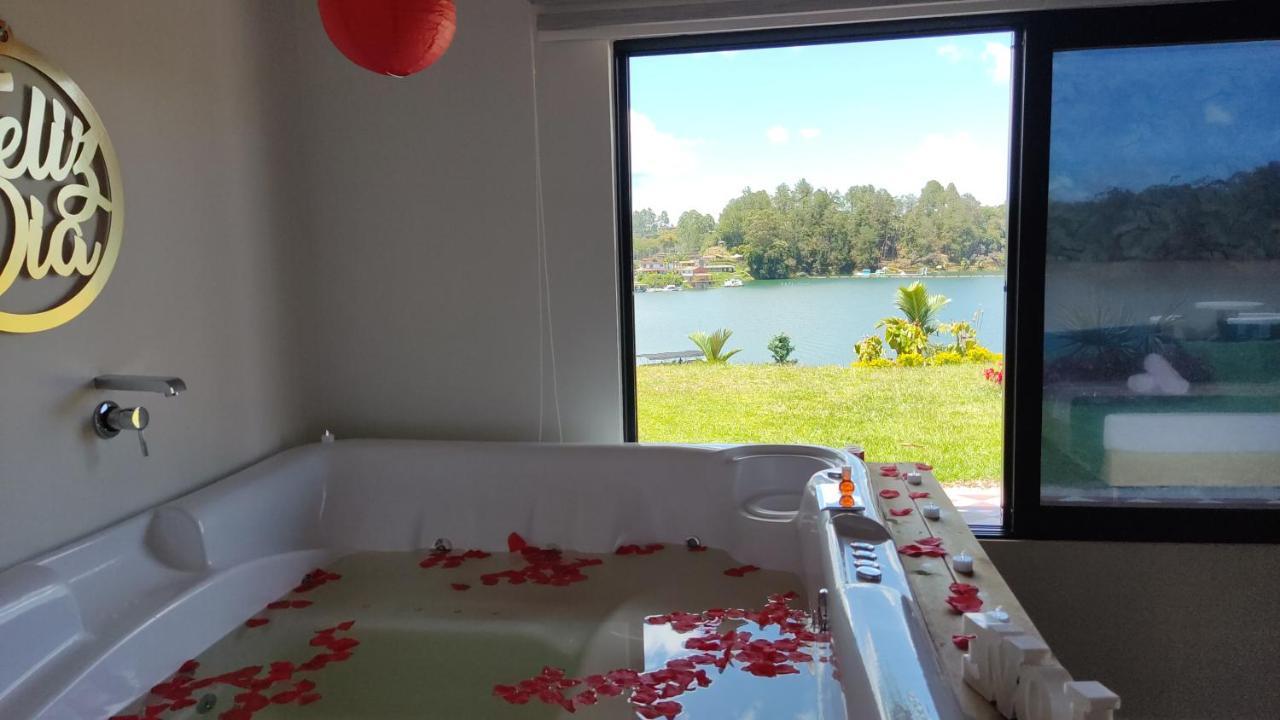 Hotel Aguas Abiertas กัวตาเป ภายนอก รูปภาพ