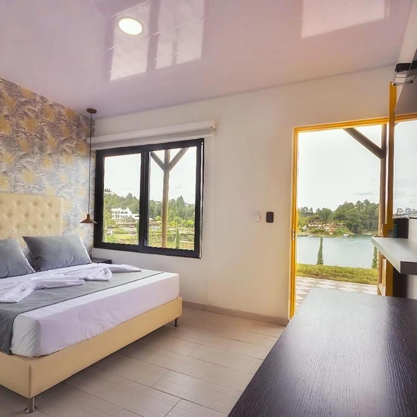 Hotel Aguas Abiertas กัวตาเป ภายนอก รูปภาพ