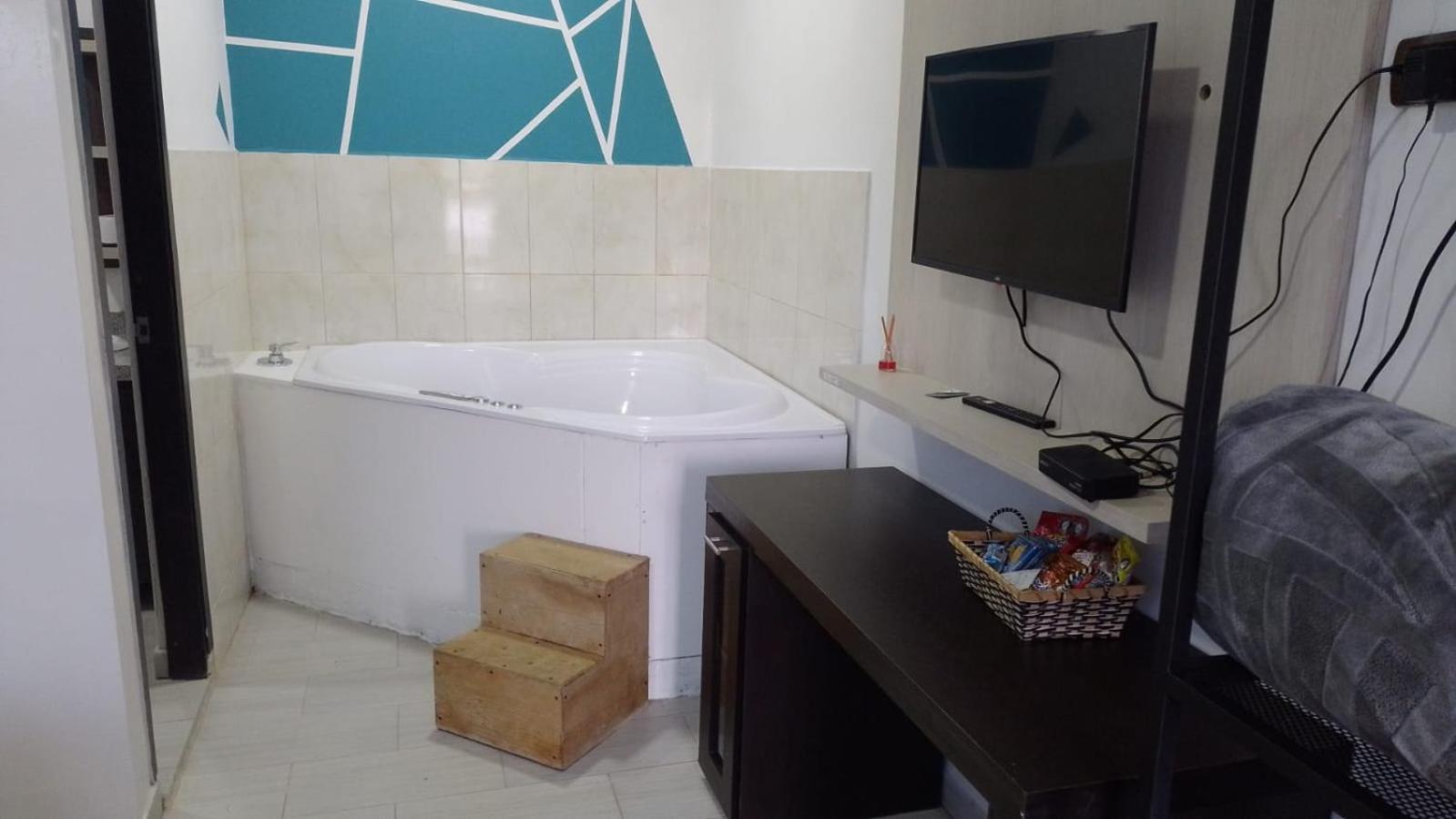 Hotel Aguas Abiertas กัวตาเป ภายนอก รูปภาพ